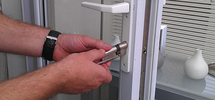 Commercial Door Lock Repair in Rosemont